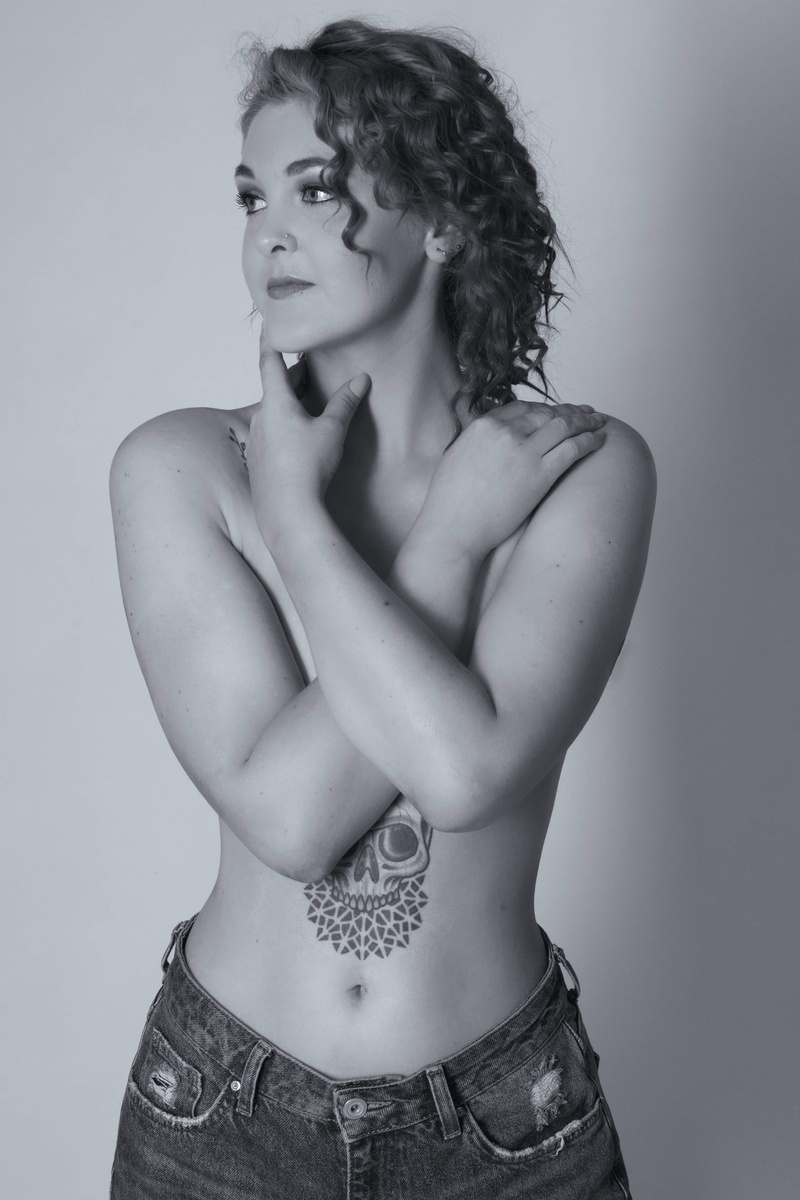 Female model photo shoot of Sarahoc by Holger Haase