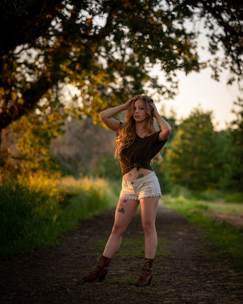 Female model photo shoot of Mandyymodel in Oregon