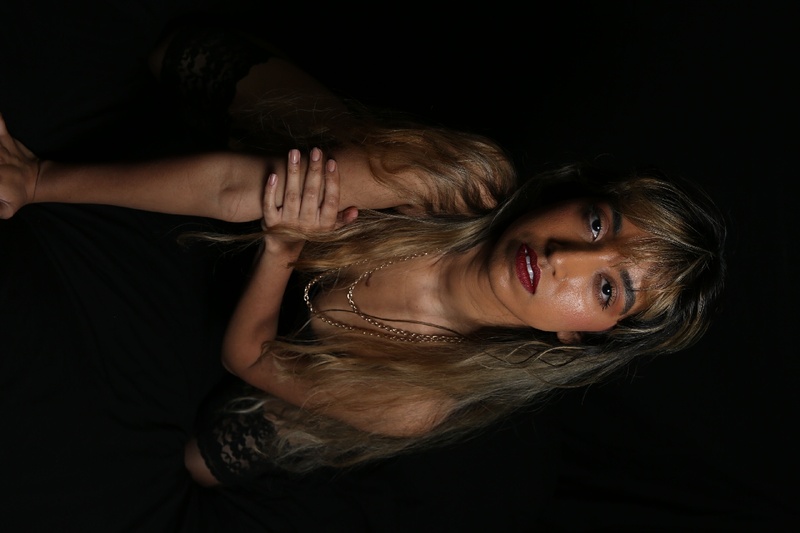 Female model photo shoot of Tessania