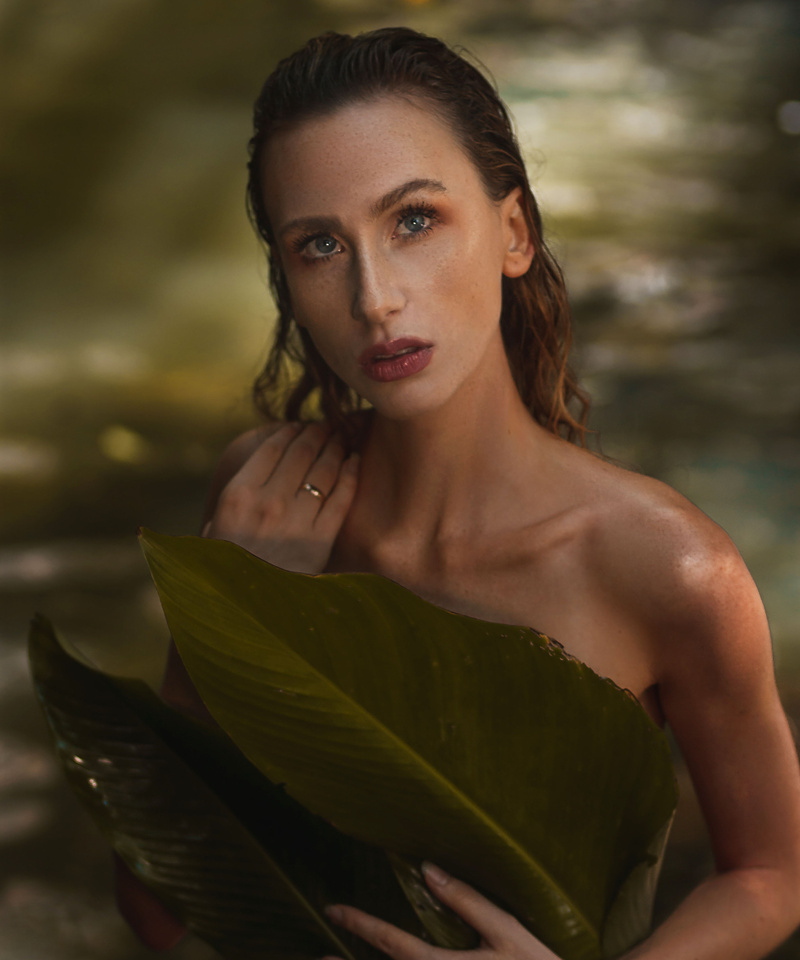 Female model photo shoot of Olivia Flor in Brazil