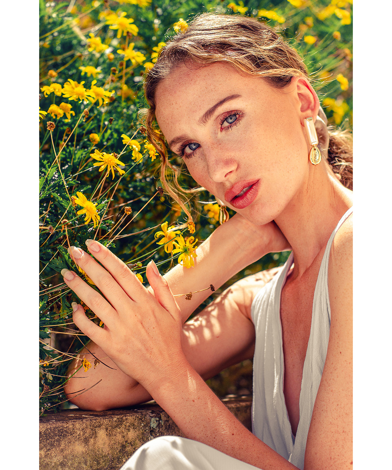 Female model photo shoot of Olivia Flor