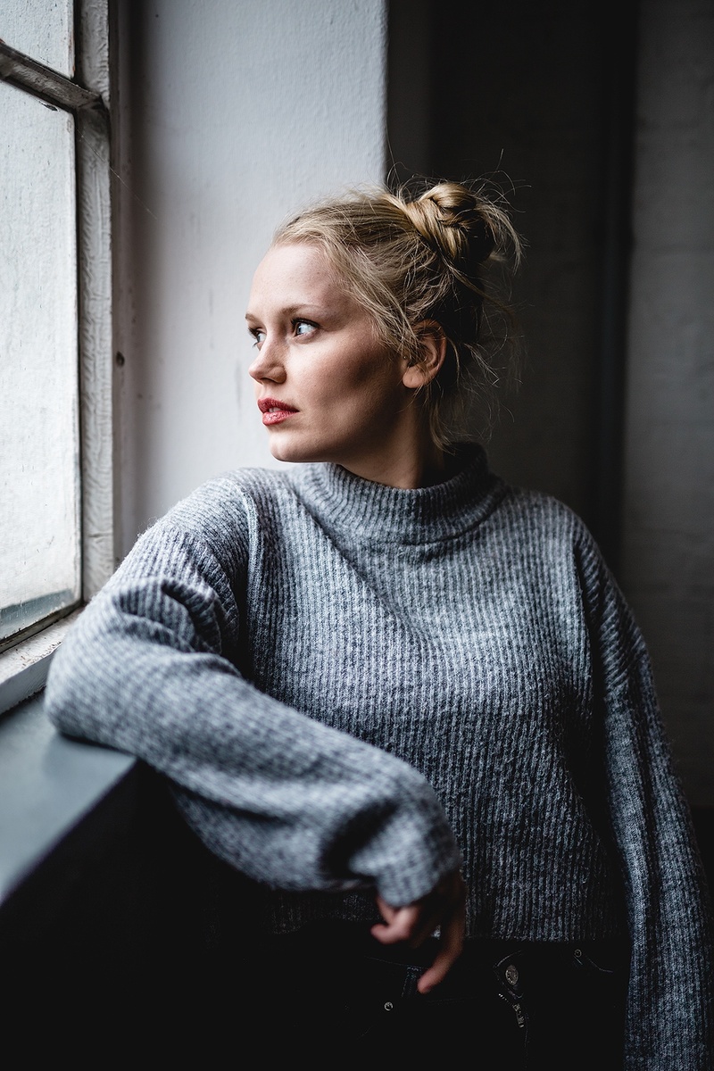 Female model photo shoot of Svea Landschoof