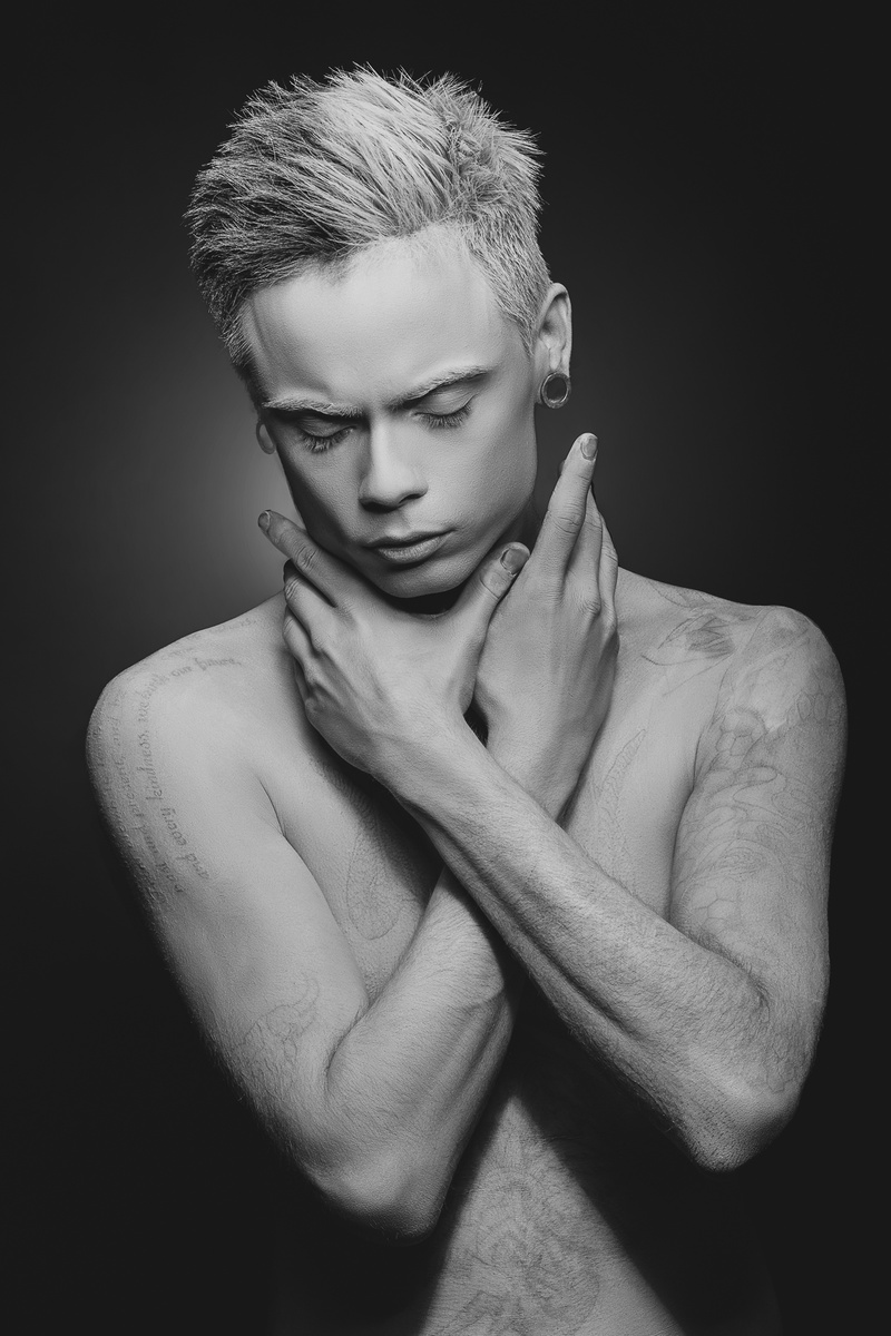 Male model photo shoot of yjsmr2 in Gothenburg