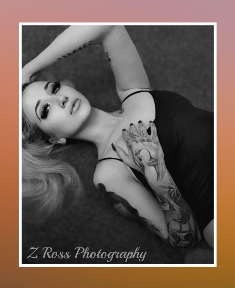 Female model photo shoot of RebeccaJane_95