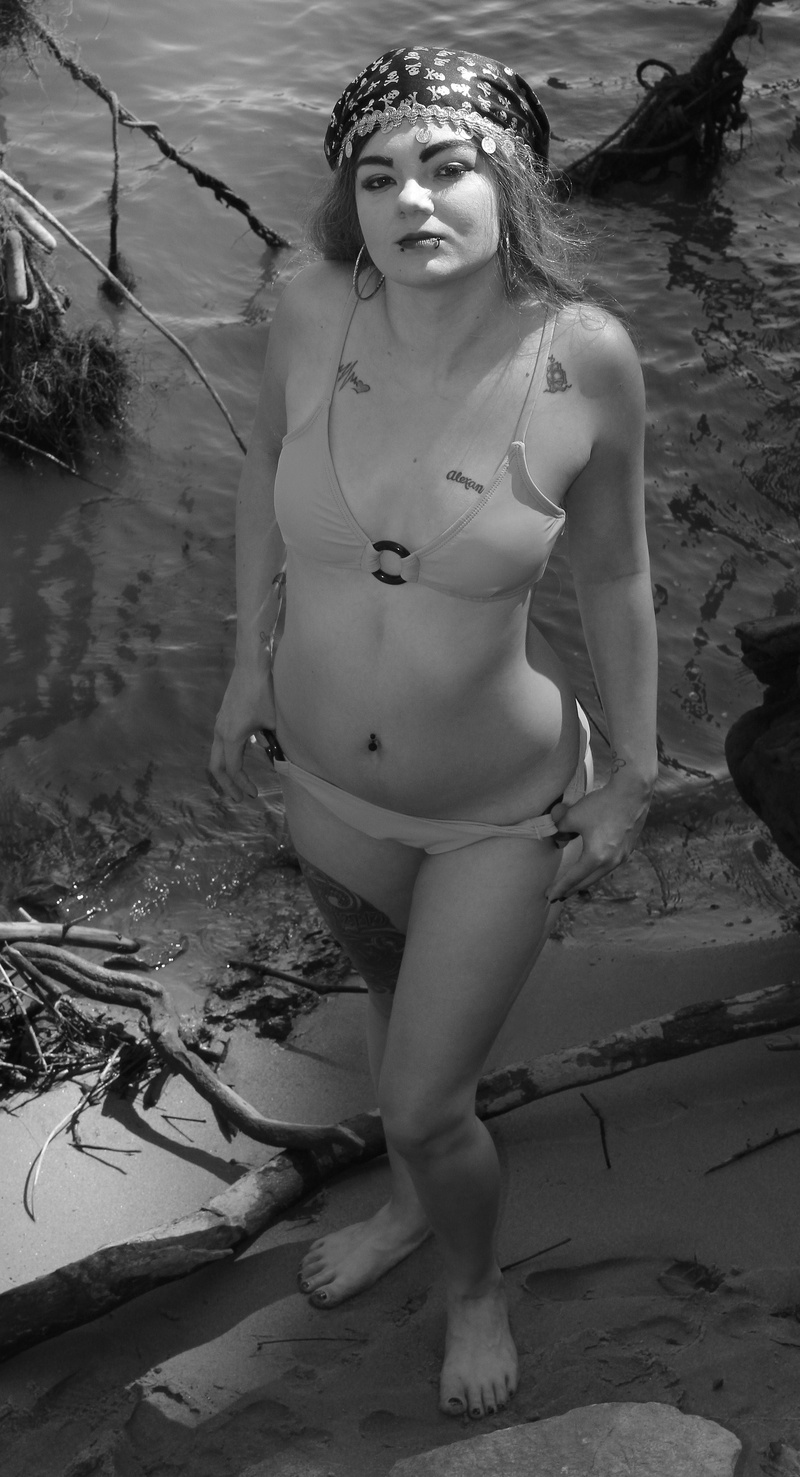 Female model photo shoot of Nemo911 in Mississippi River, Arkansas