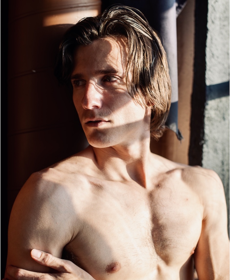 Male model photo shoot of Michaelbenjamin