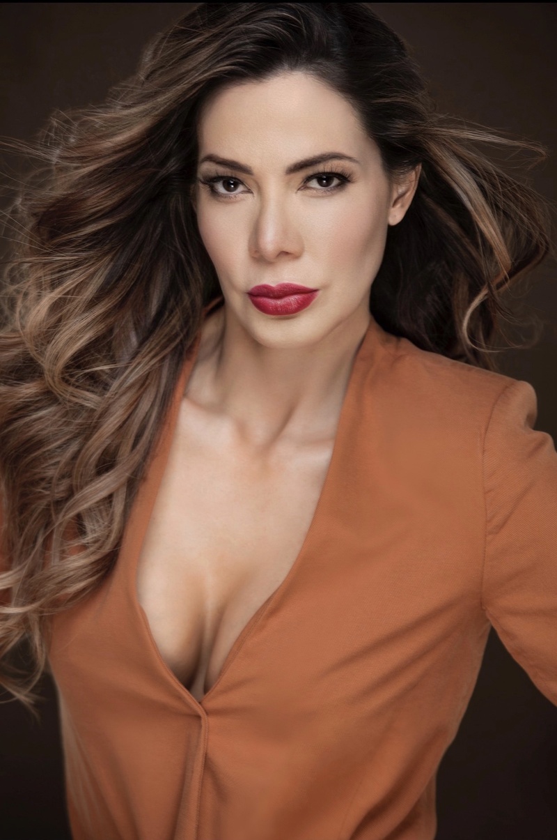 Female model photo shoot of Jeniffer Hernandez in Bogotá / Colombia