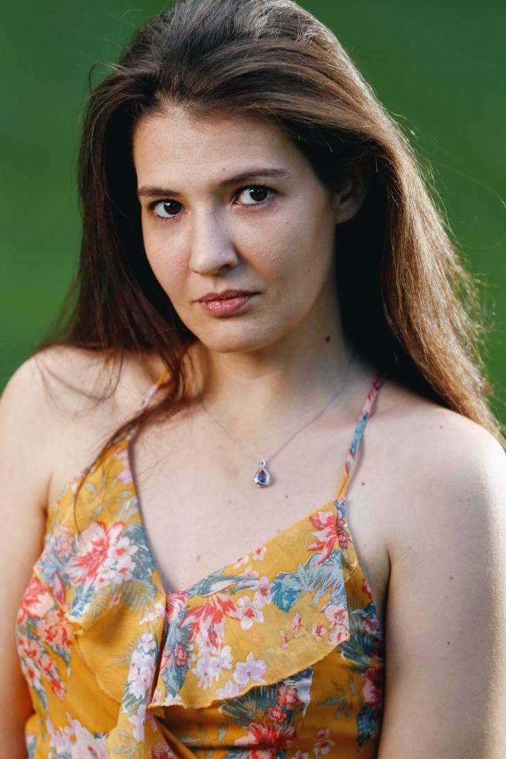 Female model photo shoot of Kaitlin Bialobrzeski