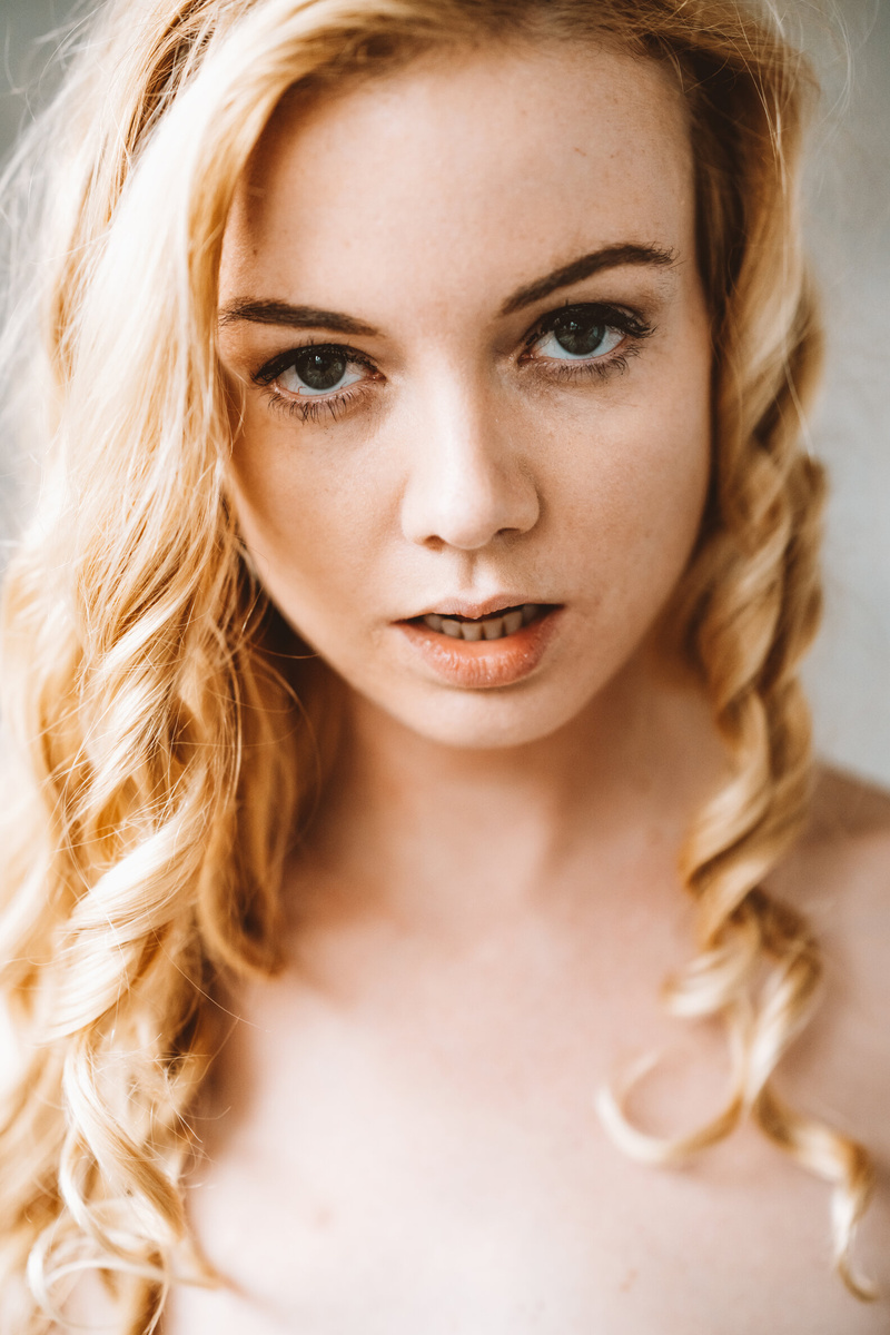 Female model photo shoot of Emily Mays