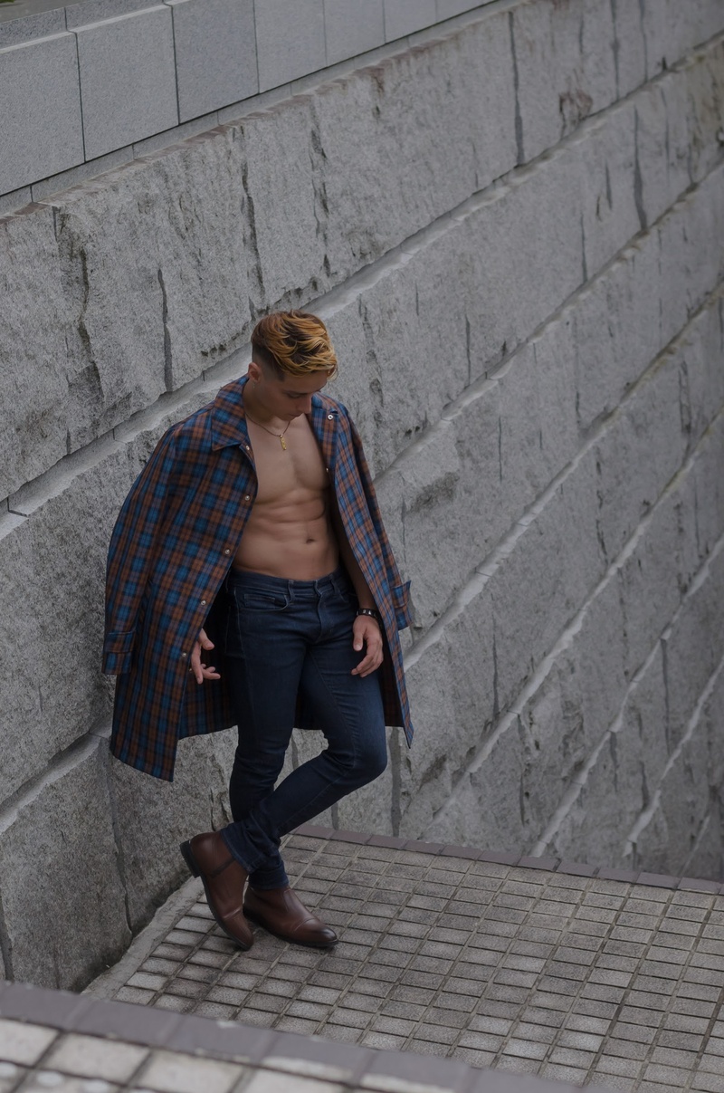 Male model photo shoot of Christian Richmond in Shinjuku