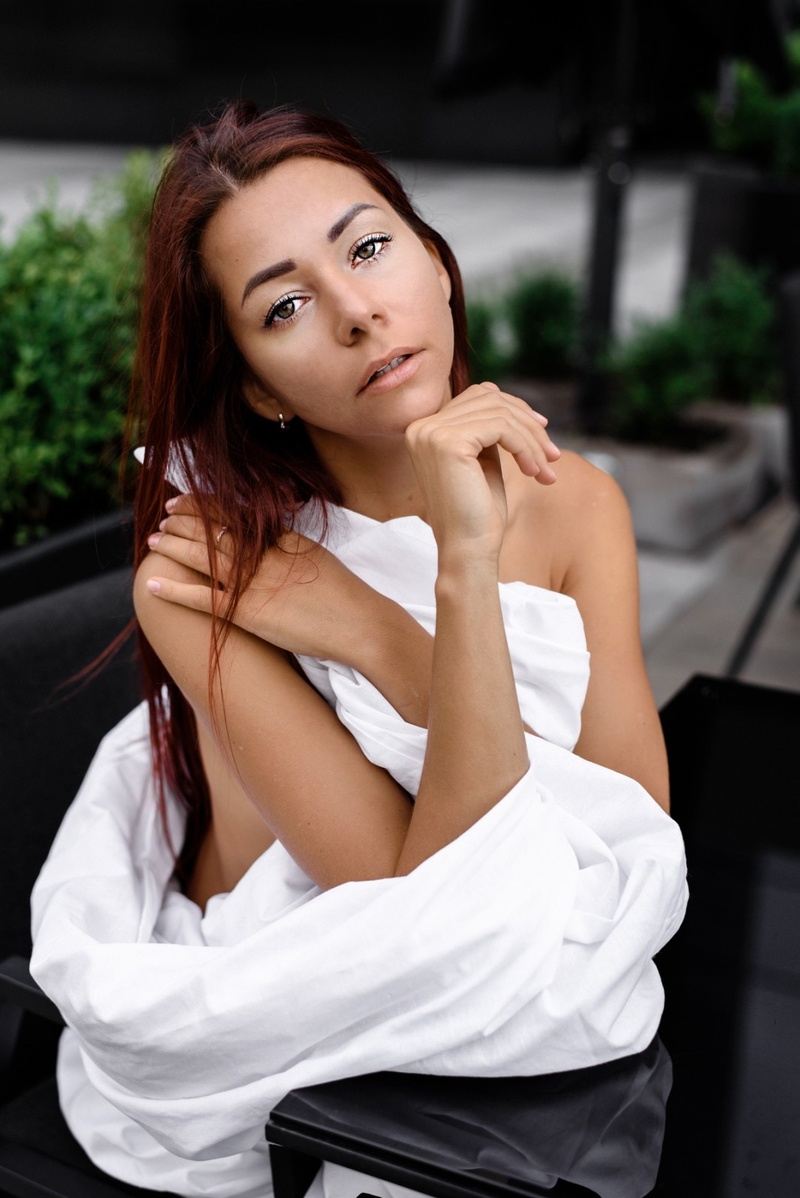 Female model photo shoot of Your_tatsiana
