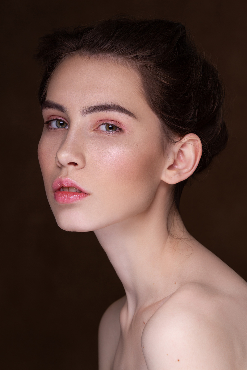Female model photo shoot of Mia_Bickwin