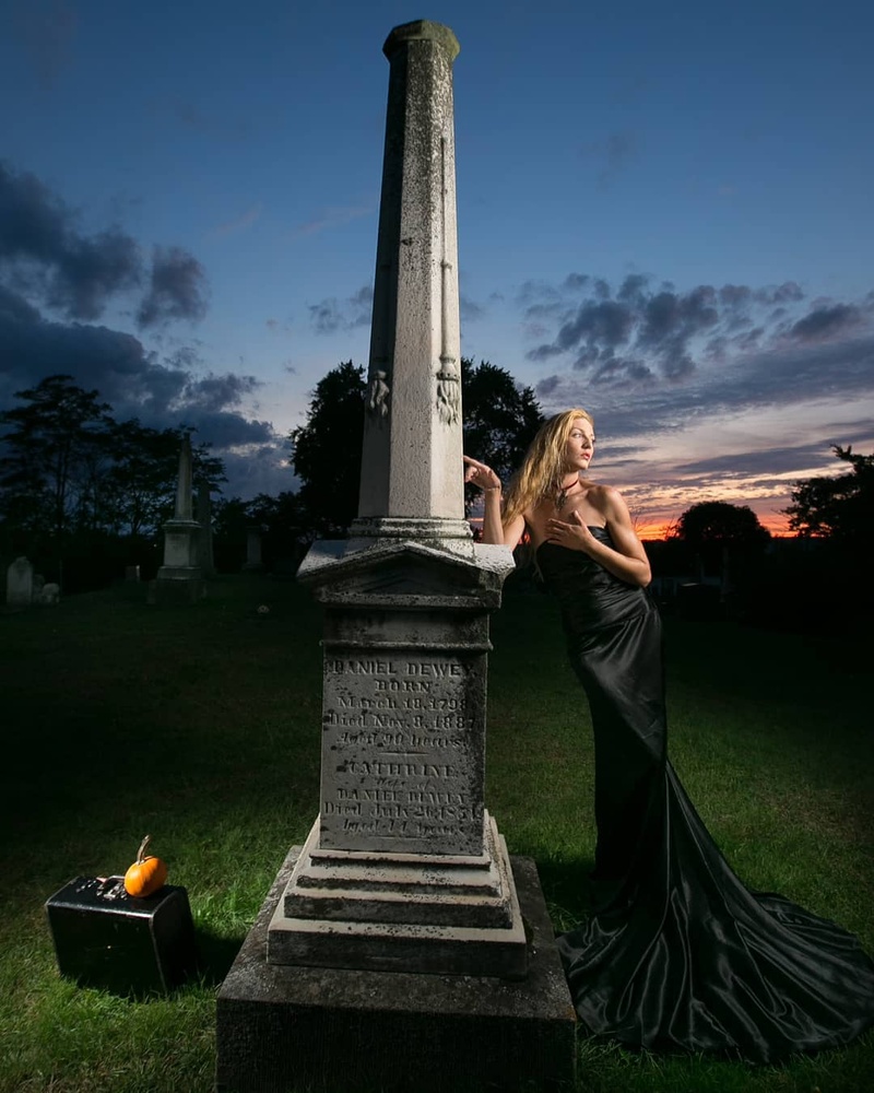 Female model photo shoot of FrejaDane in ⚰️Hamilton Cemetery, Hamilton, Ontario