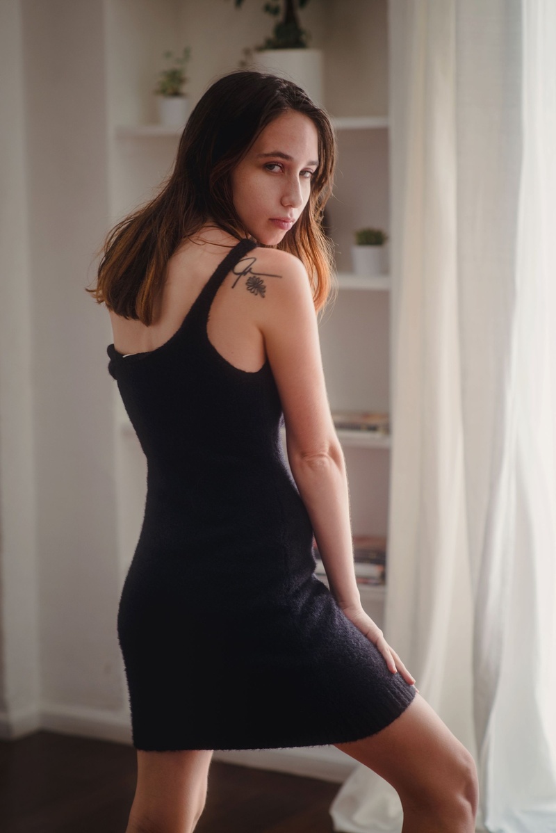 Female model photo shoot of Madeline_Kay