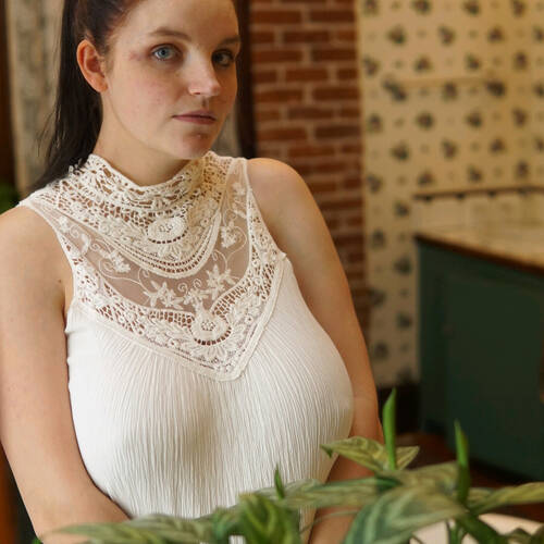 Female model photo shoot of Meadow Evergreen in Peerless Hotel