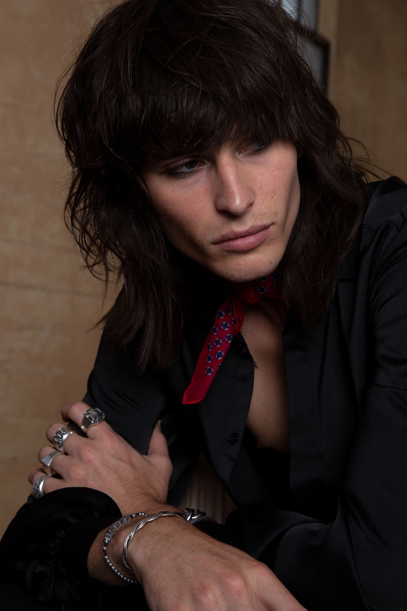 Female model photo shoot of Jean Vintayen