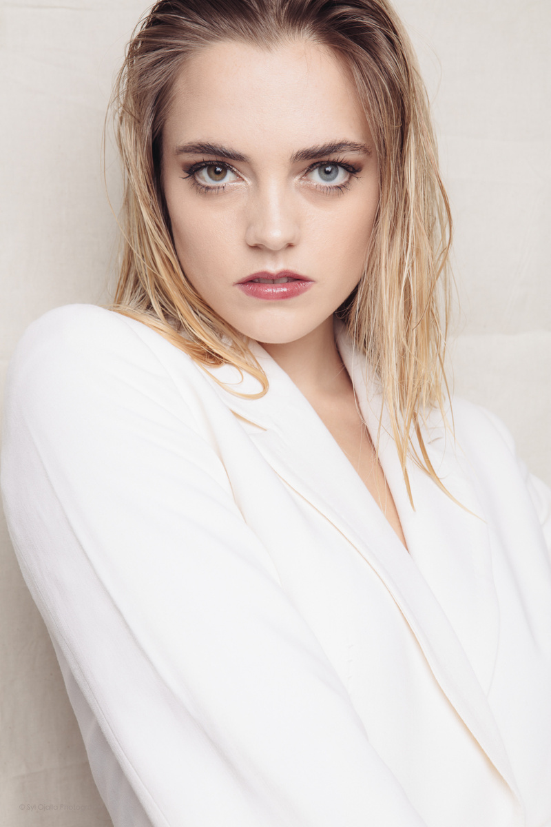 Female model photo shoot of Abigailgardner