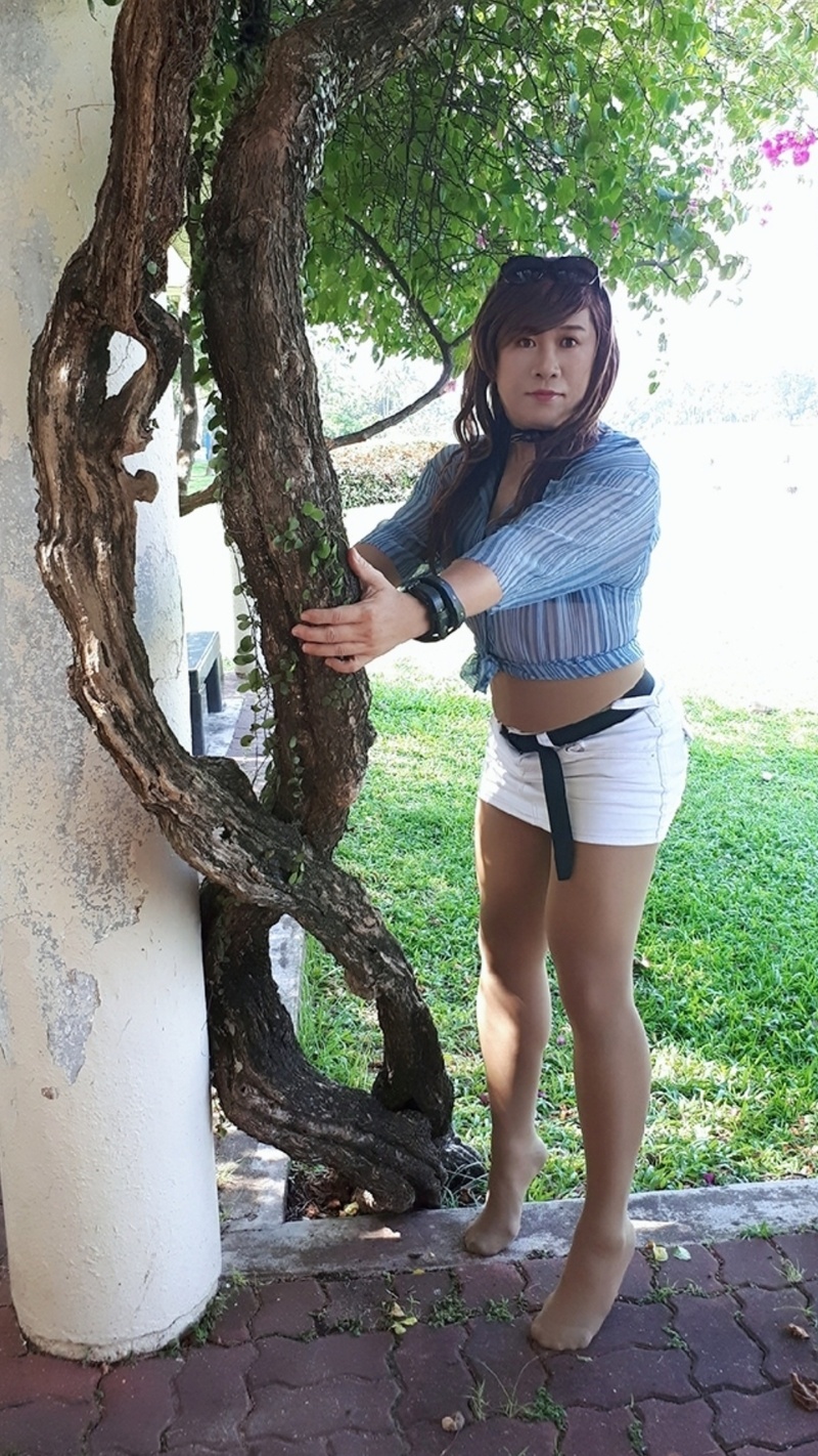 Female model photo shoot of Tracy Fang Yahui