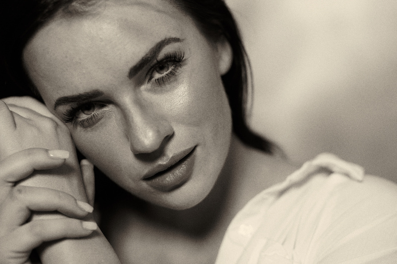 Female model photo shoot of Anja_Muc