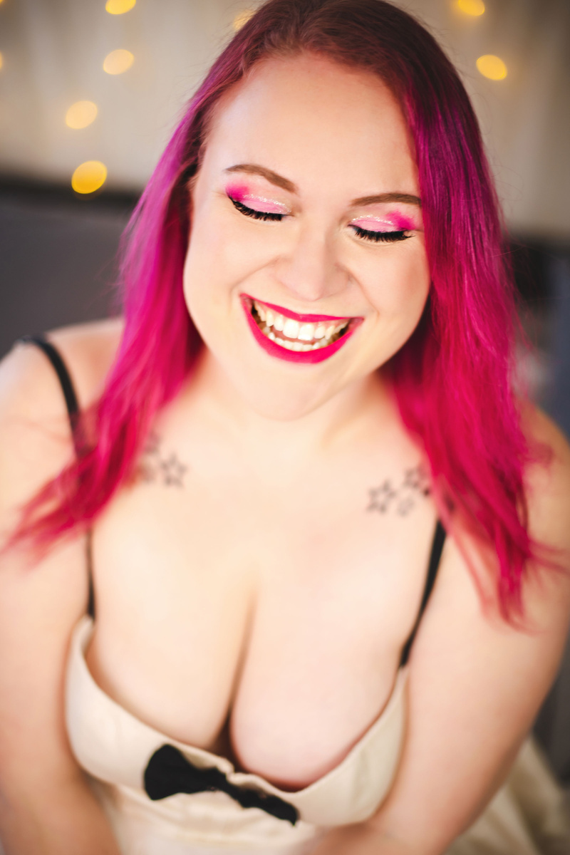 Female model photo shoot of pinkpixie