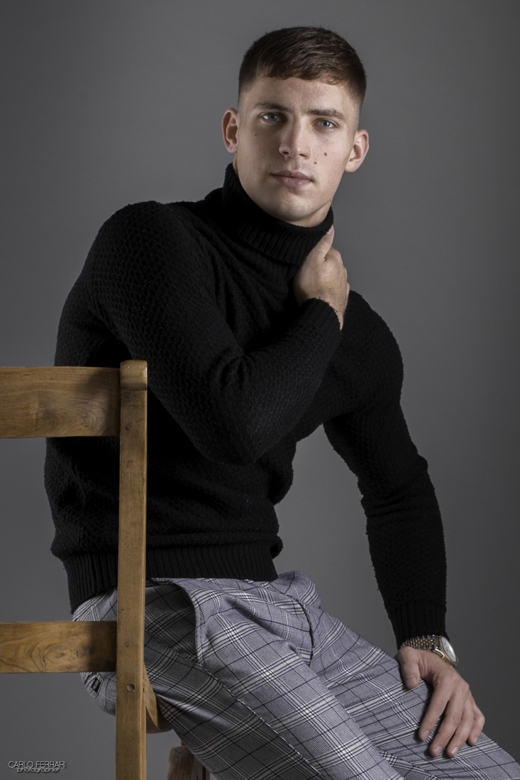 Male model photo shoot of Edoardo degli Abbati
