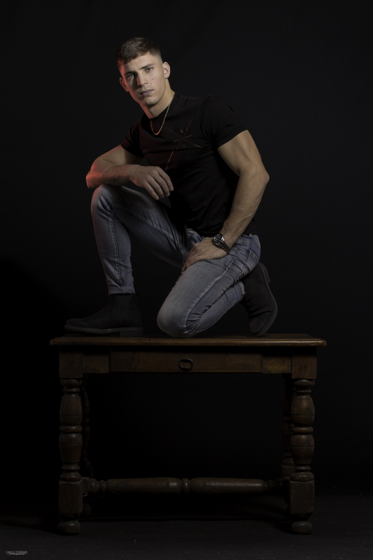 Male model photo shoot of Edoardo degli Abbati