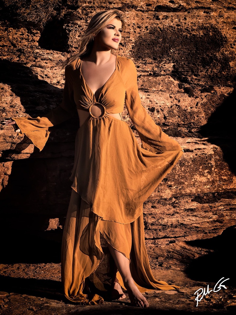 Female model photo shoot of lindseyferrari in Moab, UT