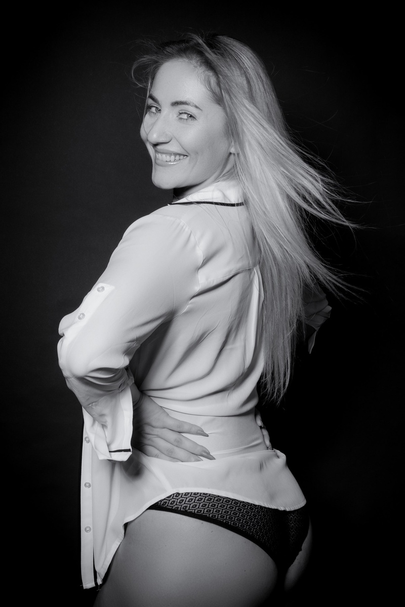 Female model photo shoot of Alona Cheborak by Edwingrs