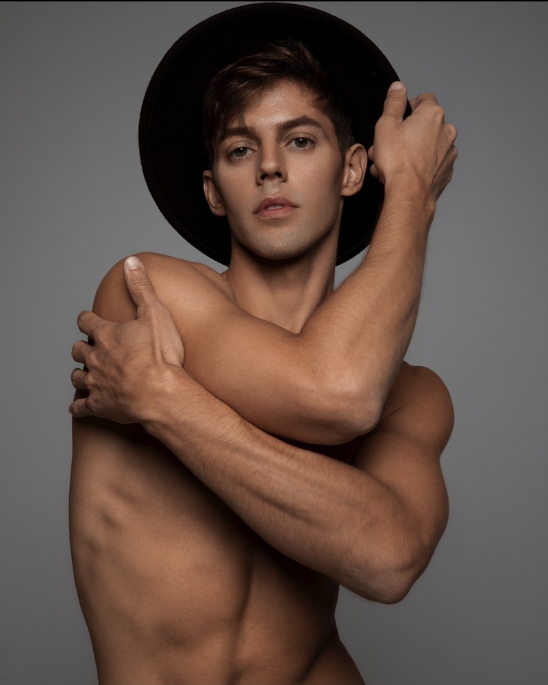 Male model photo shoot of Blake Gainey