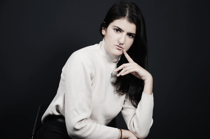 Female model photo shoot of Ledo Manolis