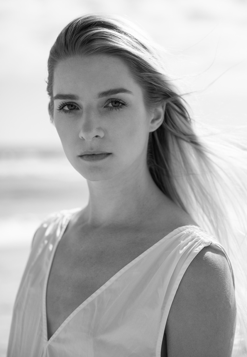 Female model photo shoot of Tanya Nikitini