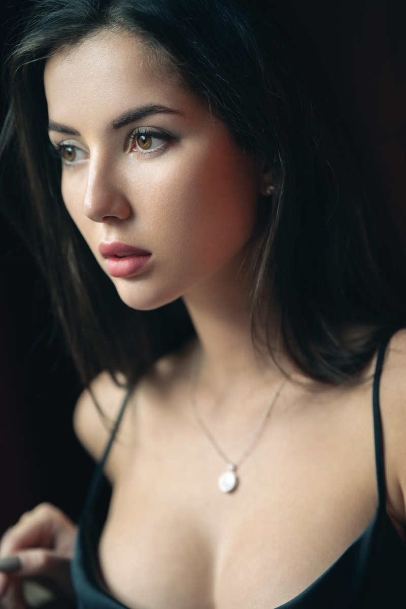 Female model photo shoot of Maryna Nelson