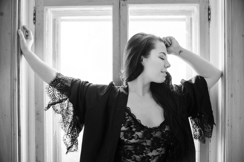 Female model photo shoot of Anna Safu in Montreal