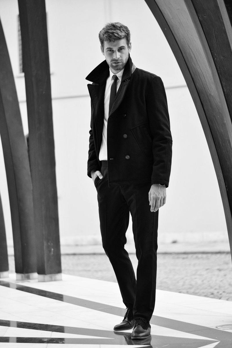 Male model photo shoot of Manuel Sterr