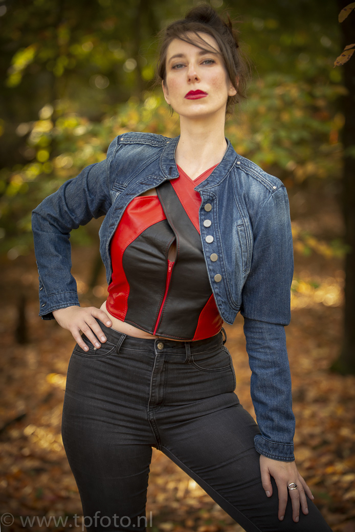 Female model photo shoot of Marianna Moralis in Odapark, Netherlands