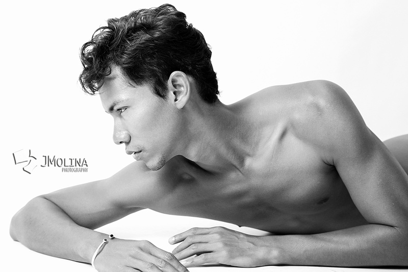 Male model photo shoot of Juan Molina