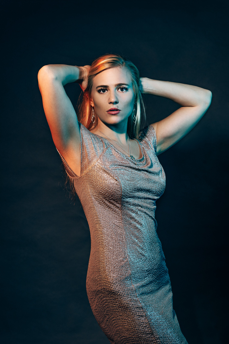 Female model photo shoot of LeslieElaineModeling