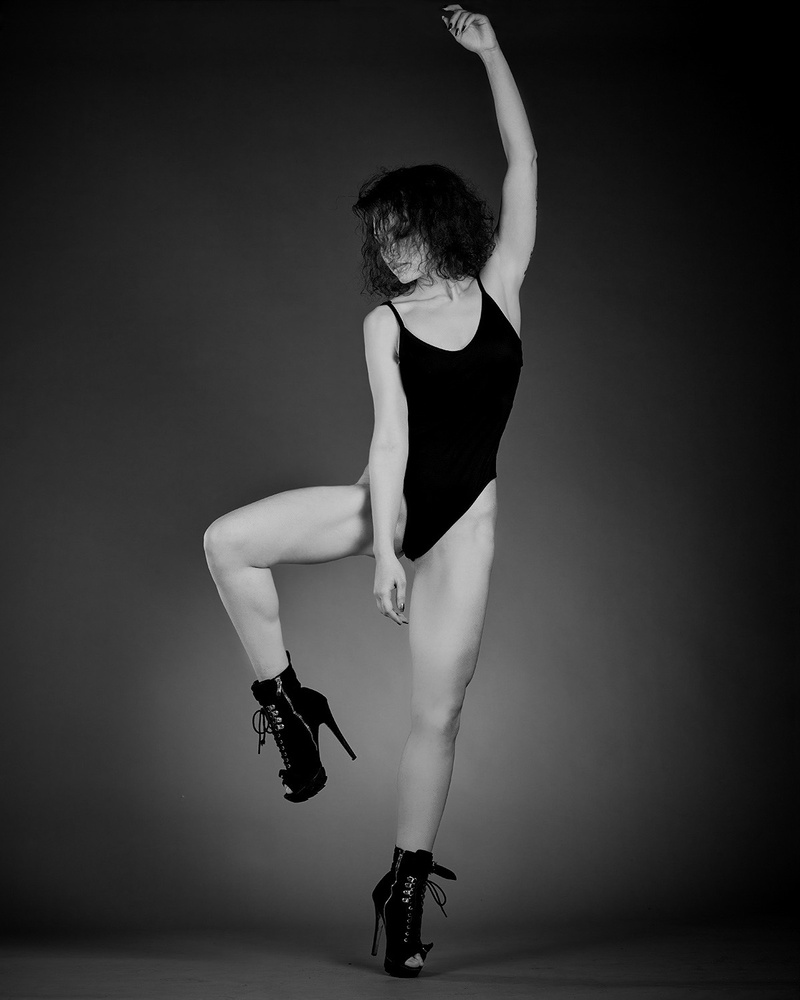 Female model photo shoot of Julez Tagiev by edsger