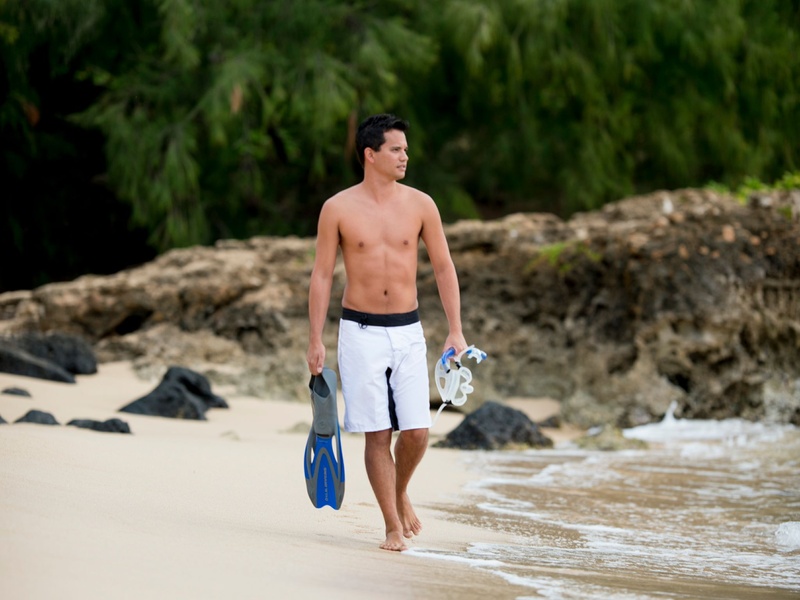Male model photo shoot of Ian Kauai in Kaua’i, Hawai’i