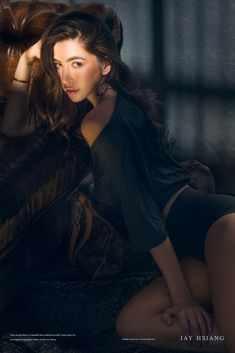 Female model photo shoot of Inna Dobra 