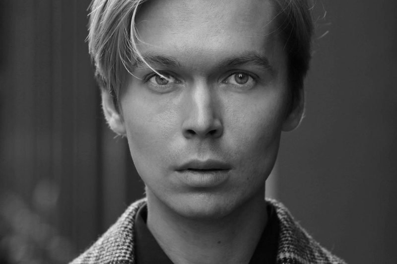 Male model photo shoot of ArtemSyrkin