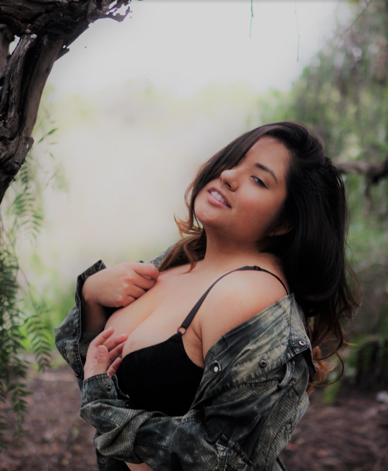 Female model photo shoot of Missmadeleine09 in Santa Fe Dam
