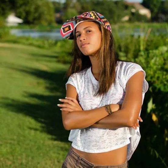 Female model photo shoot of courtneyjohnson in Louisiana