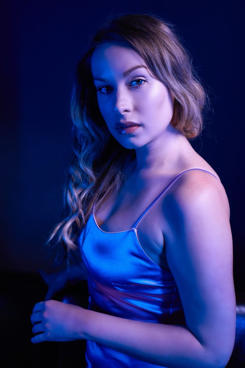 Female model photo shoot of NikkiBaker