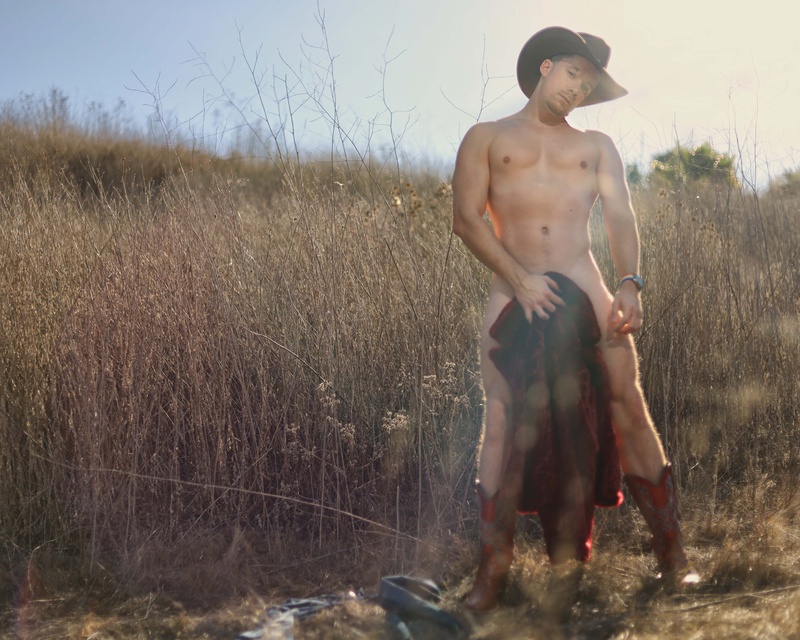 Male model photo shoot of Bryan Vaughn by Nolan Dean Photography