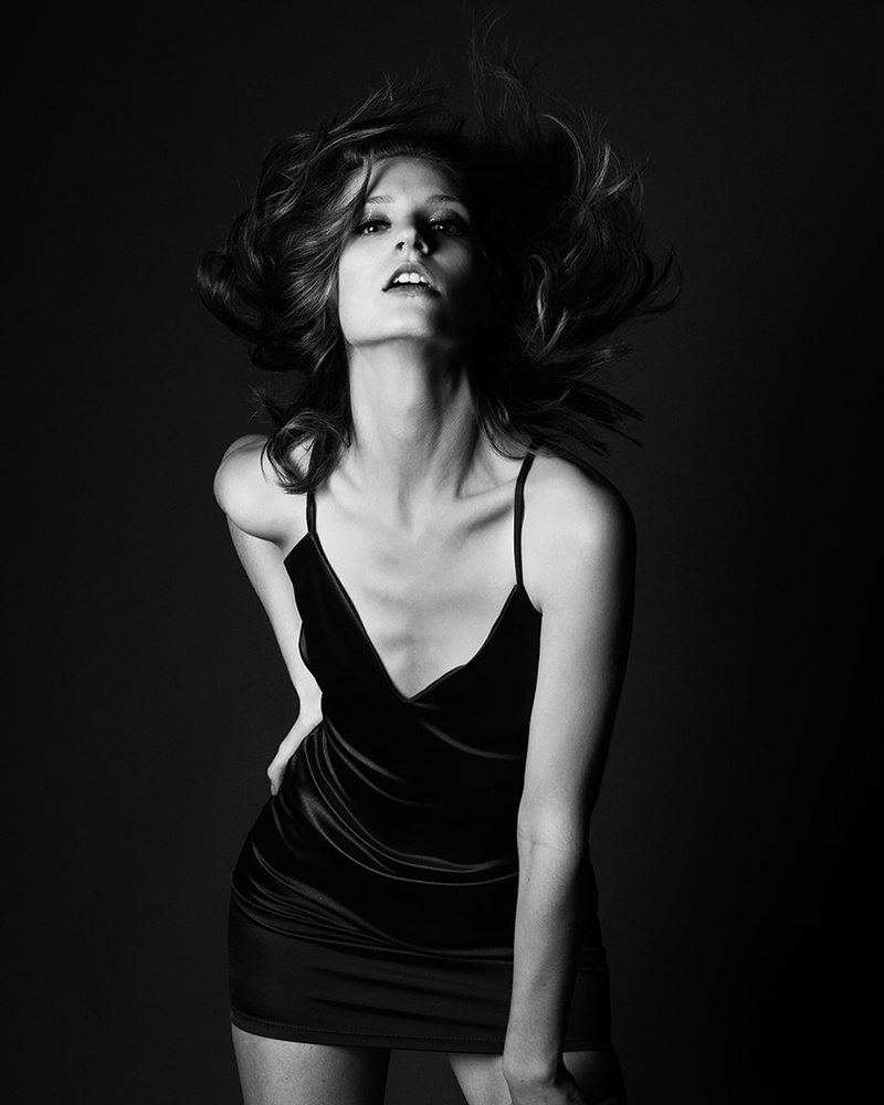 Female model photo shoot of Kyla Minx