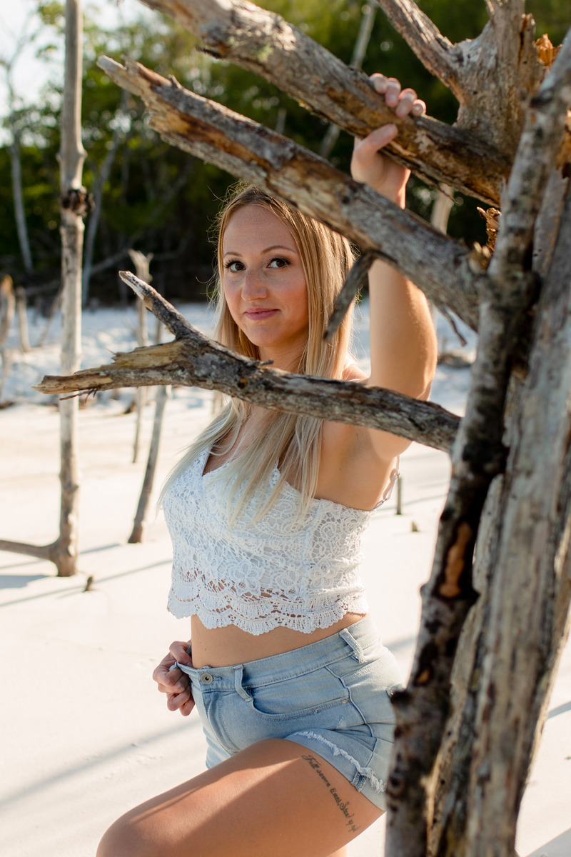 Female model photo shoot of FloridaLisa
