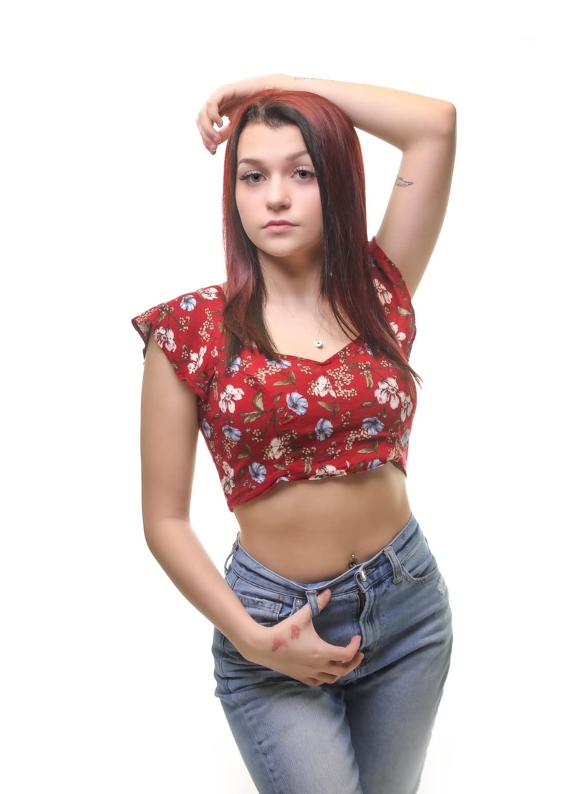 Female model photo shoot of emmawink