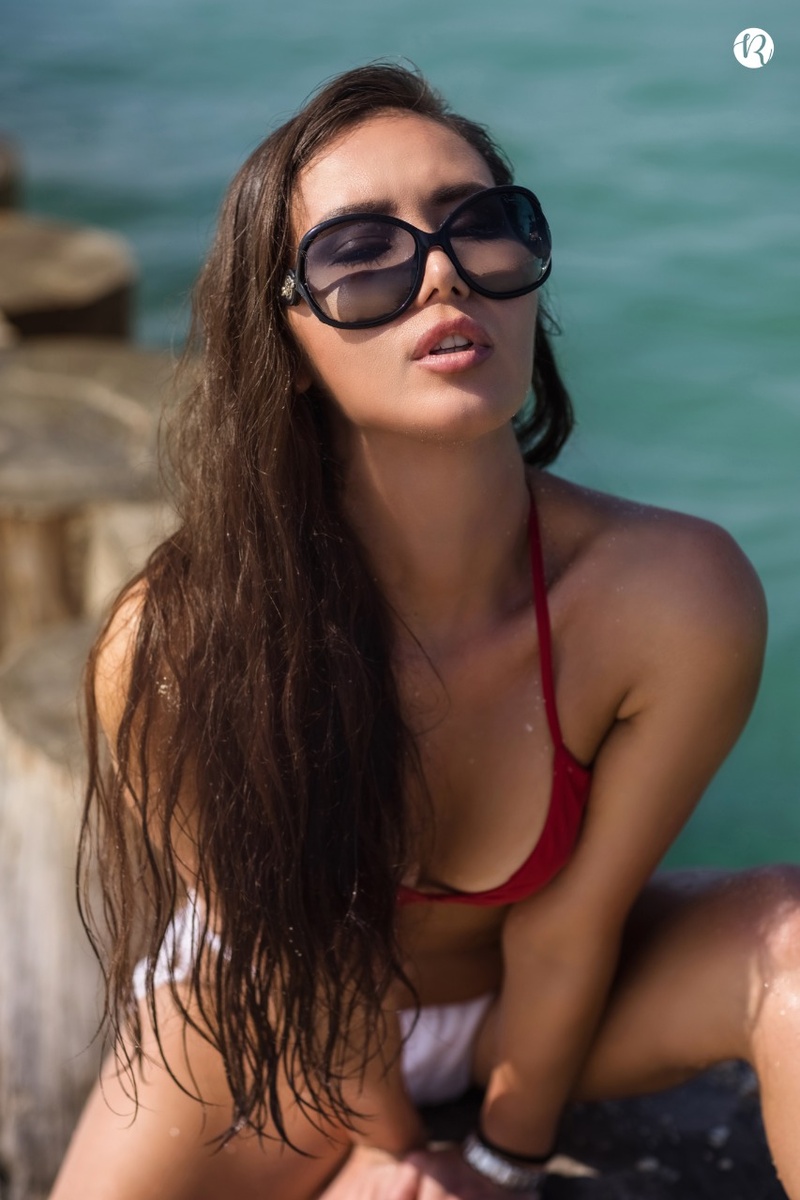 Female model photo shoot of Rabiga in Dubai