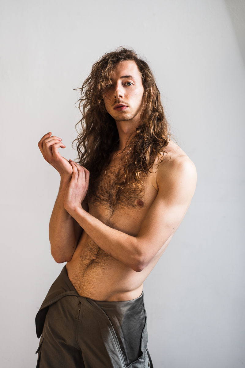Male model photo shoot of CameronClay7 by Clickens
